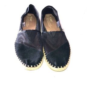 Black Mesh Toms